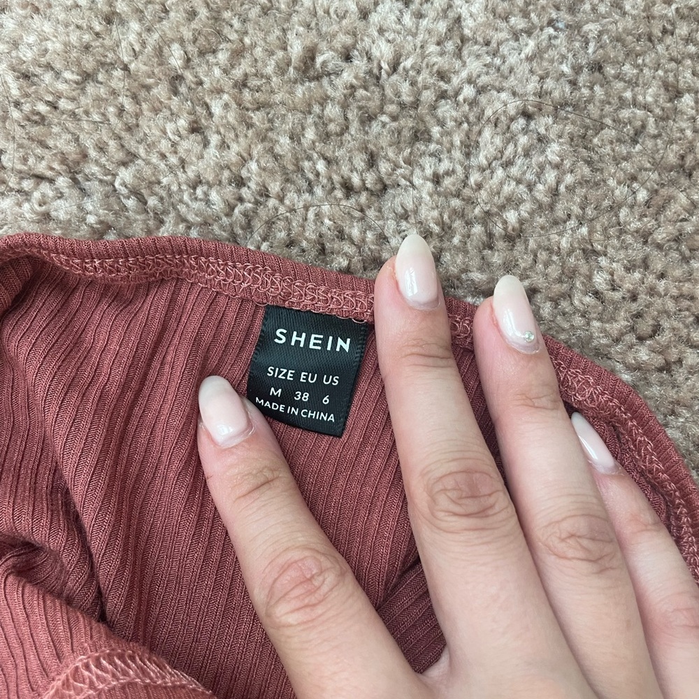 SHEIN Terracotta Ribbed Top - Picture 3 of 3